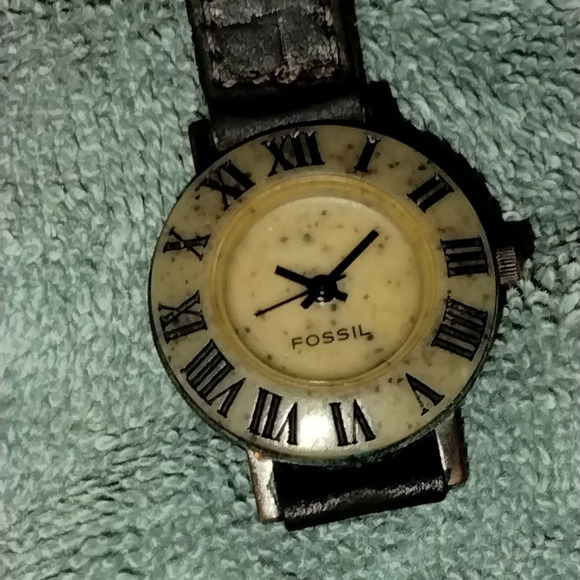 Vintage Stone Fossil wrist watch main image 8